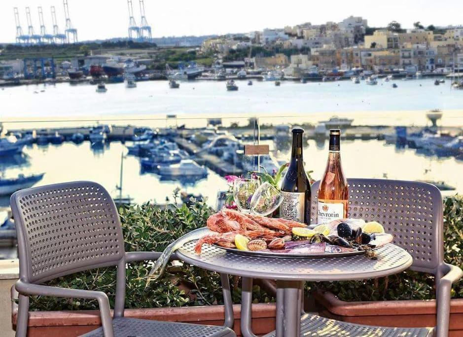 Seagull Penthouse Marsaxlokk Apartment Ngoại thất bức ảnh