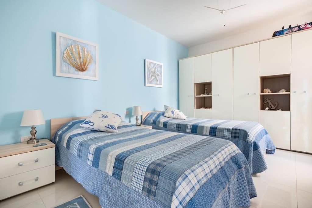 Seagull Penthouse Marsaxlokk Apartment Ngoại thất bức ảnh