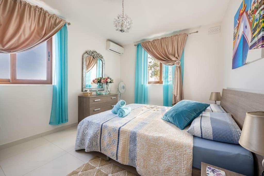 Seagull Penthouse Marsaxlokk Apartment Ngoại thất bức ảnh