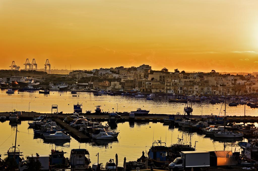 Seagull Penthouse Marsaxlokk Apartment Ngoại thất bức ảnh