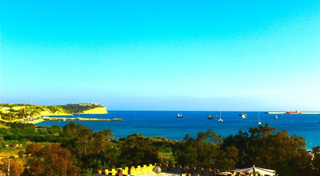 Seagull Penthouse Marsaxlokk Apartment Ngoại thất bức ảnh