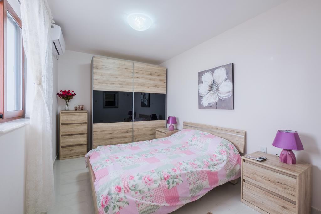 Seagull Penthouse Marsaxlokk Apartment Ngoại thất bức ảnh